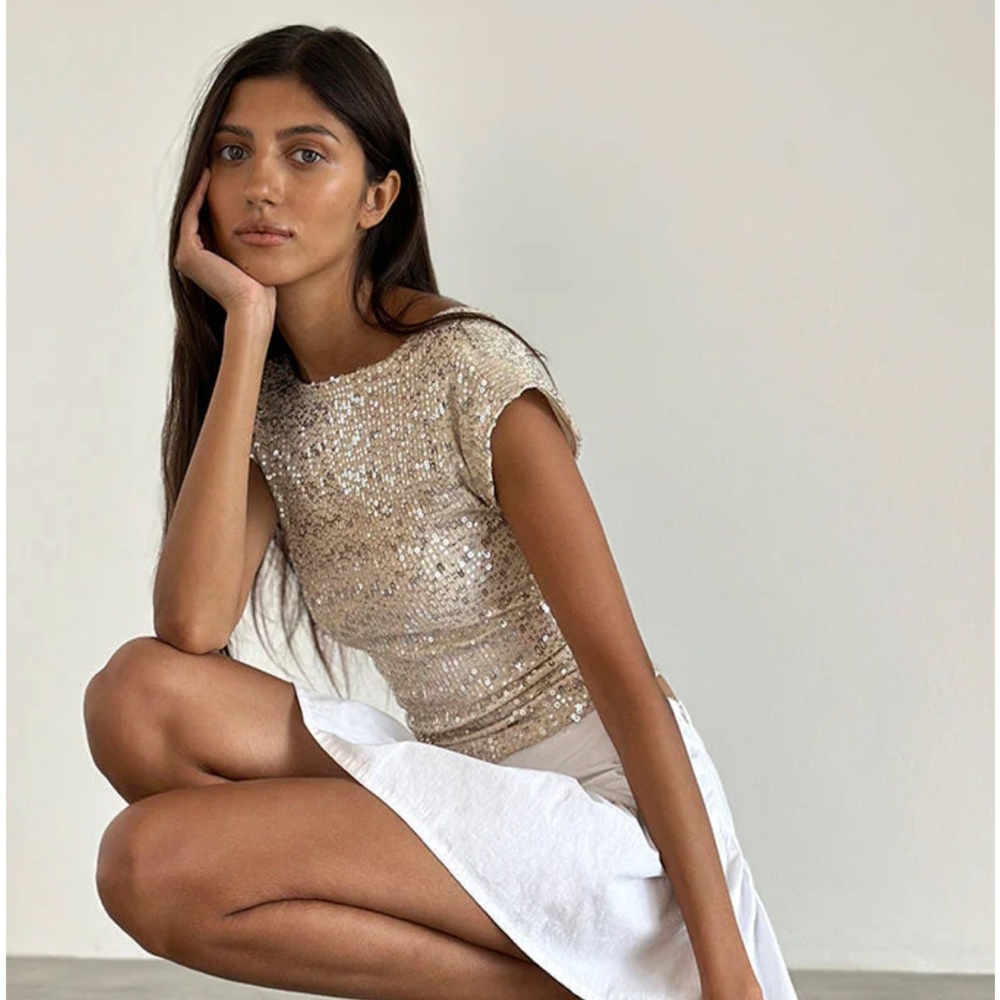 Motel Rocks Erika Backless Top In Neutral Sequin - Picture 2 of 5